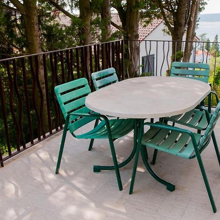 Beautiful Apartment With Picturesque View And Free Parking Portoroz Exterior photo